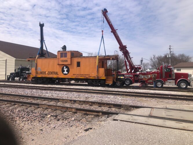 鉄道模型 PFM ILLINOIS CENTRAL WOOD CABOOSE 9213 Pfm Illinois Central Wood Caboose 9213 | eBay